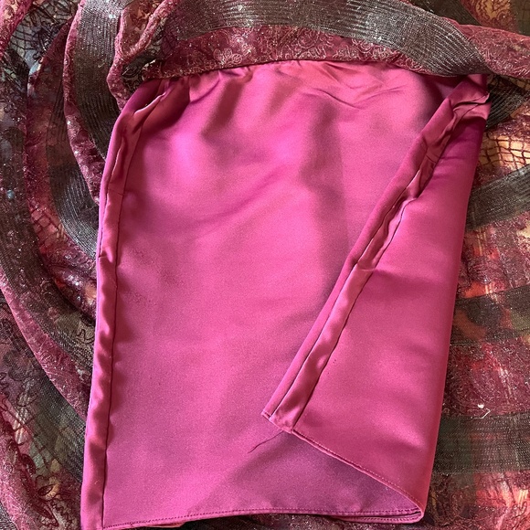 PAULA VARSALONA GOWN - WINE LACE SEQUIN EMBROIDERED NETI - Picture 4 of 5